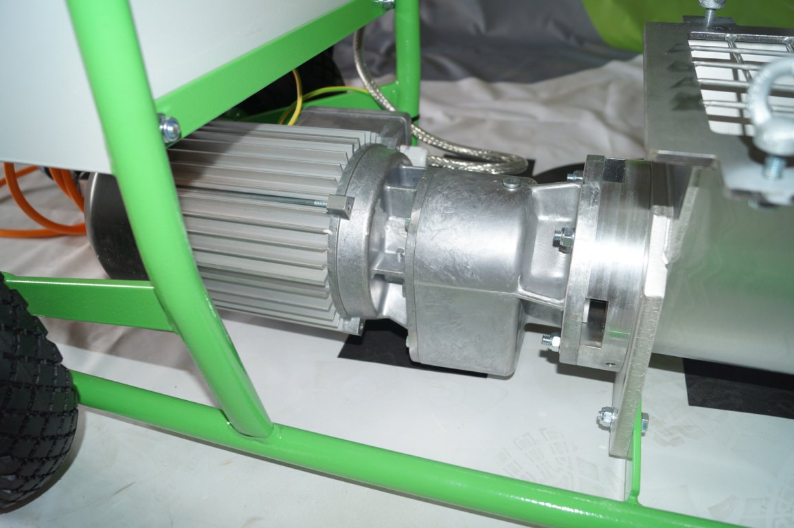 inoBEAM Light HP: 3,0 kW Antriebsmotor inoBEAM Light HP: 3,0 kW Antriebsmotor