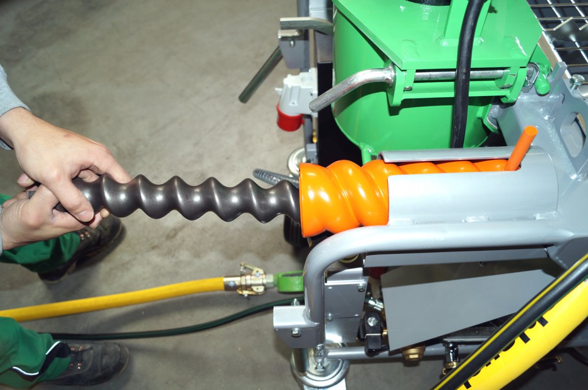 Maxi Power: Im Rohrrahmen integrierte Montagevorrichtung für Rotor/Stator Maxi Power: Im Rohrrahmen integrierte Montagevorrichtung für Rotor/Stator