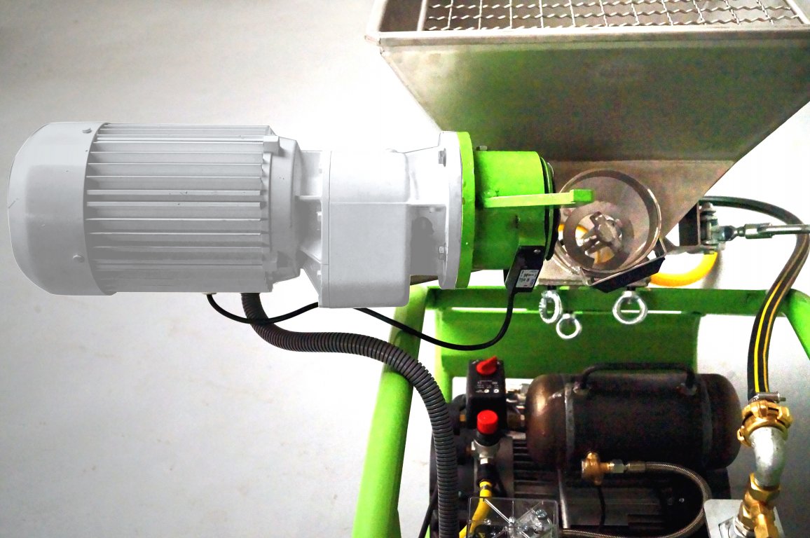Picco Power: Antriebsmotor seitlich abklappbar
